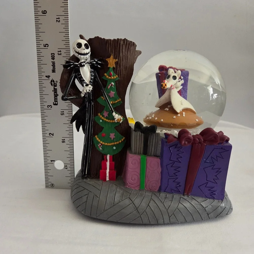Disney Nightmare Before Christmas Jack Skellington Zero Musical Snow Globe 6in